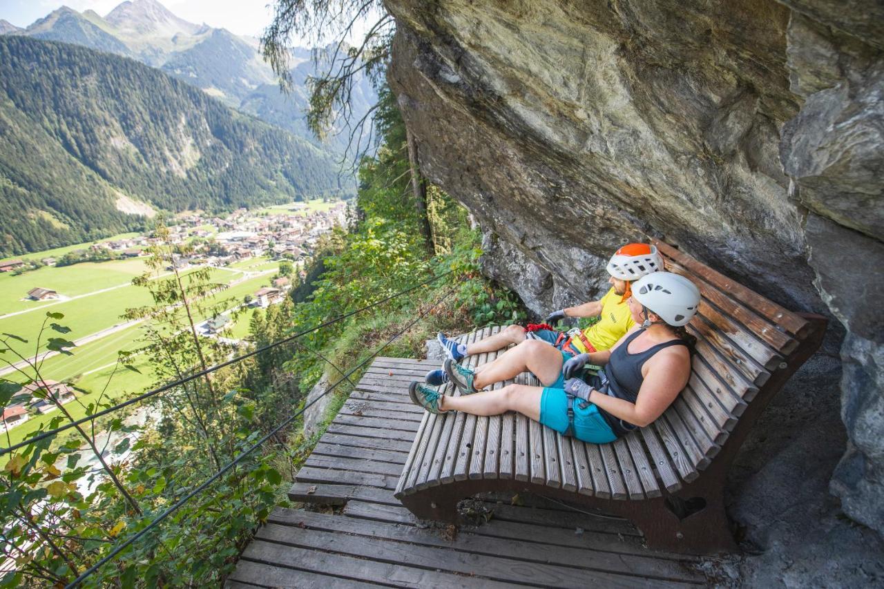 Der Siegeler B&B - This Lifestylehotel Rocks Mayrhofen Exterior foto